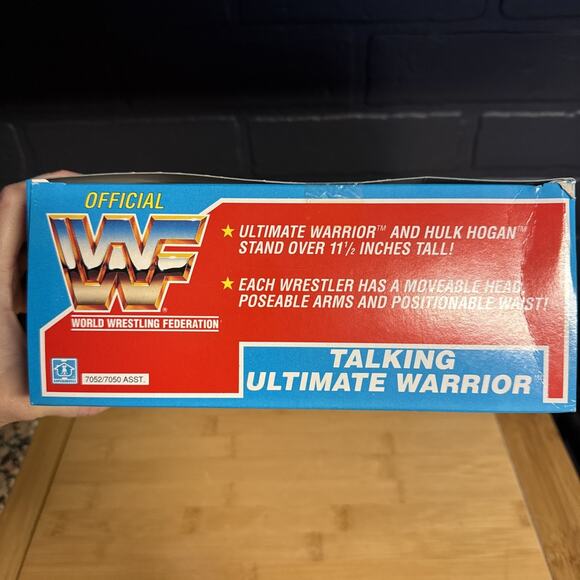 WWF Ultimate Warrior Talking Hasbro 12" Wrestling Figure WWE WCW 1991 SEALED NIB - Picture 3 of 8
